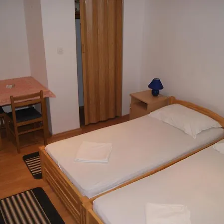 Rog Dogg Apartment Zadar
